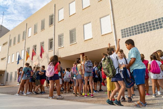 Cartagena suma los tres días no lectivos del próximo curso a Carthagineses y Romanos, Navidad y Carnaval