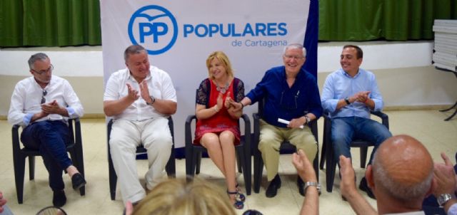 Bernabé se reune con organizaciones sociales que trabajan para personas con discapacidad en Cartagena