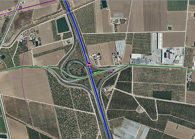 Fallece el conductor de un camión en accidente de tráfico en la A-30 a su paso por Pozo Estrecho