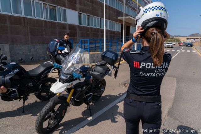 La Policía Local de Cartagena detecta un aumento de los accidentes de tráfico por falta de atención al volante