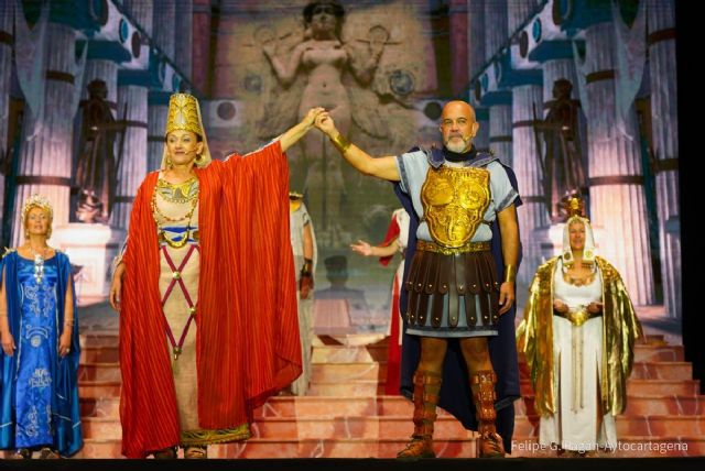 Aníbal e Himilce volvieron a casarse ante cientos de personas tras dos años sin boda cartaginesa