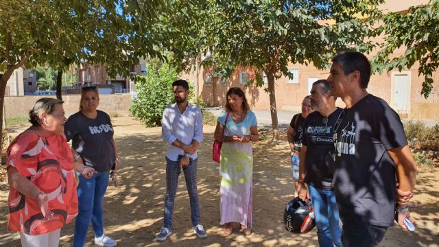 MC promoverá en el Pleno un parque canino y una zona de juegos infantiles para la barriada Virgen de la Caridad