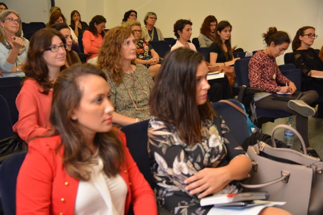 'Espero que colaboremos entre todas para desarrollar un proyecto empresarial'