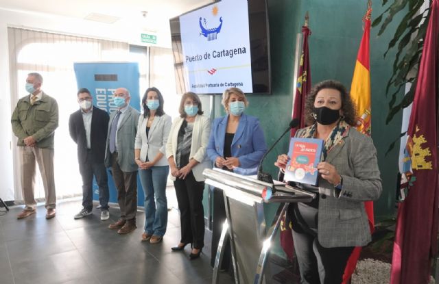 Los escolares de la Región de Murcia estudiarán en sus centros educativos el Puerto de Cartagena a través de una iniciativa pionera en España