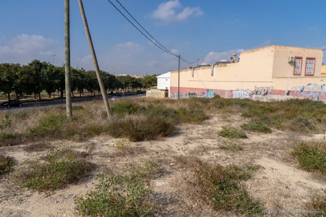 El Ayuntamiento cede una parcela municipal para ampliar el centro de salud de Barrio Peral