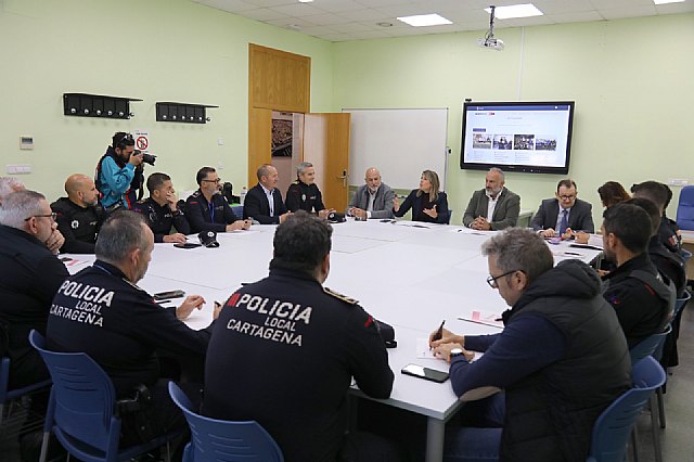 El servicio municipal de apoyo legal al alquiler formará a la Policía Local contra la ocupación de vivienda