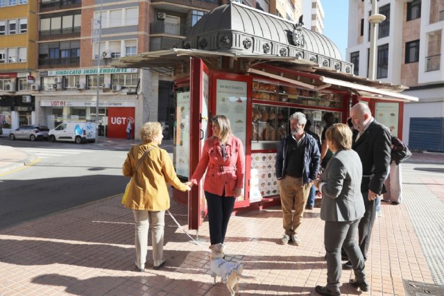 Los quioscos podrán destinarse a heladerías, churrerías, distribuir paquetería o vender entradas y recargar la tarjeta de autobús