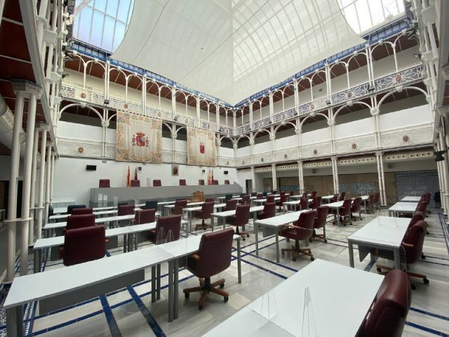 MC propone que los plenos municipales se celebren en la Asamblea Regional para garantizar la seguridad