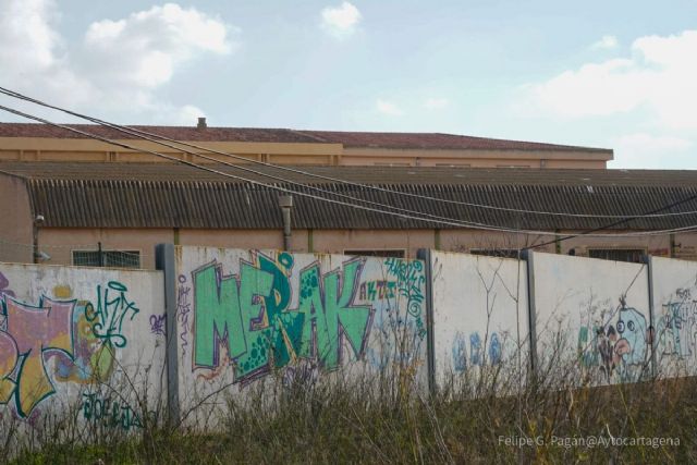 Urbanismo concede licencia para eliminar el fibrocemento del IES Elcano