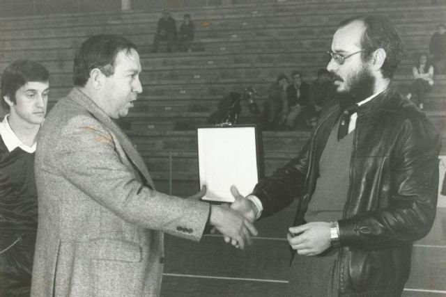 Una plaza junto al Palacio de Deportes recordará al abogado y ex concejal Luis Ruipérez Sánchez