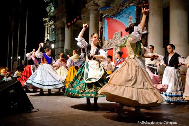 MC instará a recuperar las Cruces de Mayo bajo el exitoso formato potenciado en la Alcaldía de José López