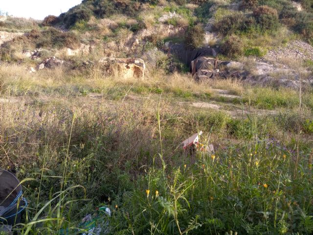 La Coordinadora del Molinete pide a la Comunidad Autónoma que prohíba construir en el cerro
