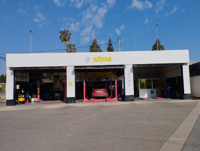 Midas inaugura un nuevo taller en Cartagena