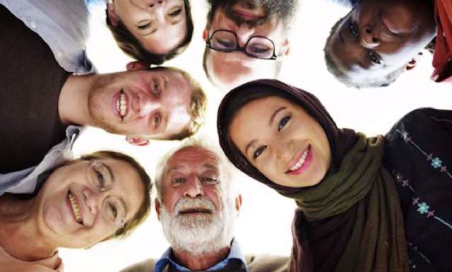 La plataforma de Jóvenes Antirumores lanza un manifiesto contra los bulos y a favor de la diversidad