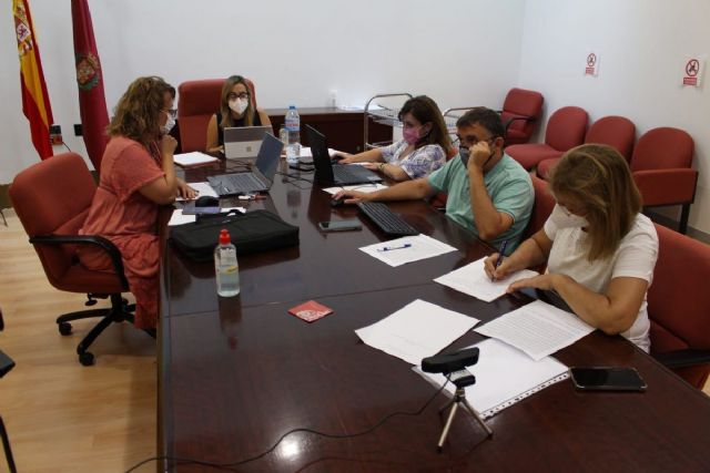 Nueve empresas optan a las obras de reforma y reparación del sótano del mercado Santa Florentina