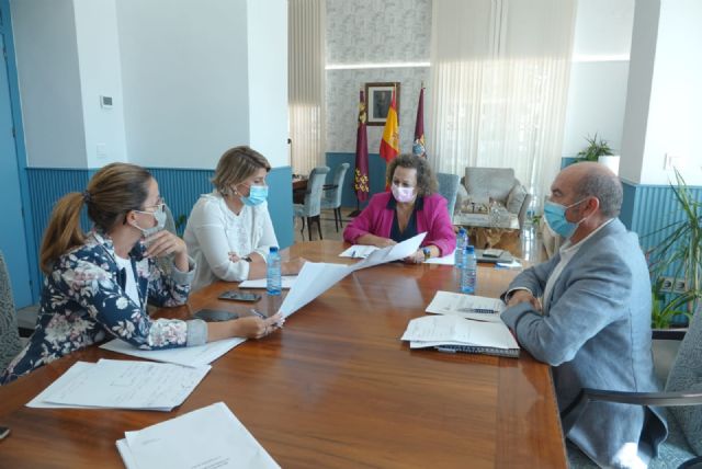 Autoridad Portuaria y Ayuntamiento coordinan el comienzo de las obras de la primera fase Plaza Mayor para otoño