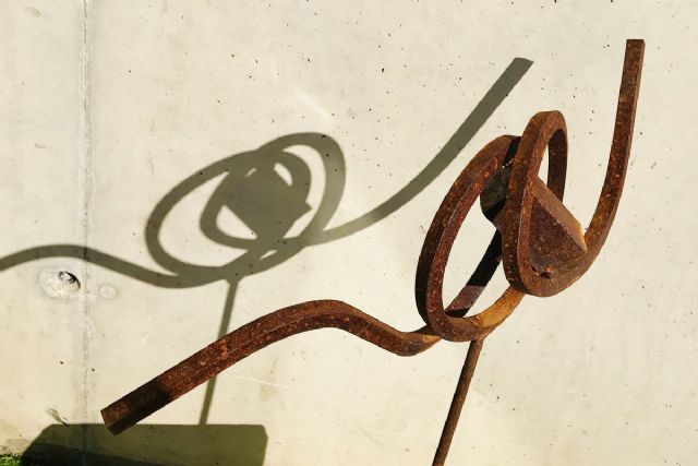 Elorrieta lleva al Palacio Consistorial su exposición ´Oxide Lover´