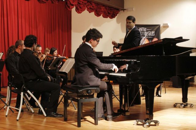 El Entre Cuerdas y Metales clausuró en Lorca el ciclo de conciertos promocionales