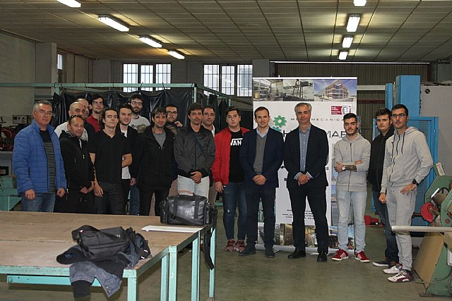 Contratados en Cartagena para la construcción del submarino S81 más de la mitad de los alumnos de un curso del SEF sobre soldadura