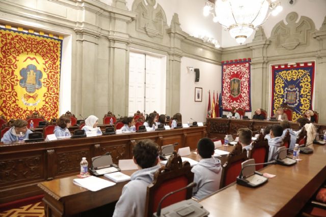 La salud mental centra las propuestas de los niños y adolescentes en el Pleno de la Infancia