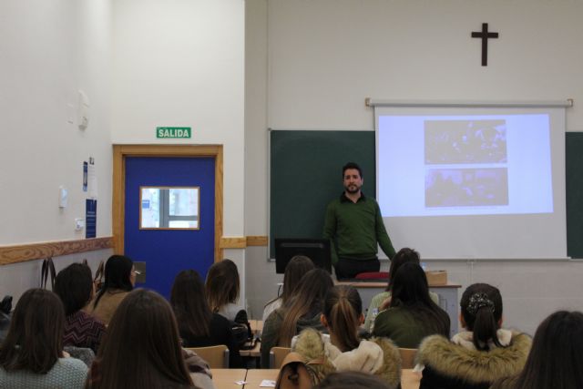 Alumnos de Educación de la UCAM de Cartagena conocen los nuevos diseños de centros educativos europeos