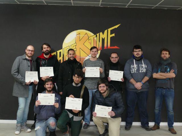 Los alumnos del curso sobre creación y desarrollo de entornos virtuales ya tienen sus diplomas