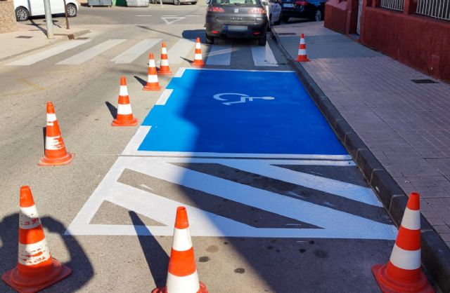 El Ayuntamiento invertirá más de 200.000 euros en rebajar aceras para mejorar la accesibilidad en el municipio