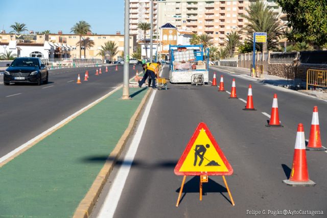 Vía Pública renueva la mediana de La Gran Vía de La Manga
