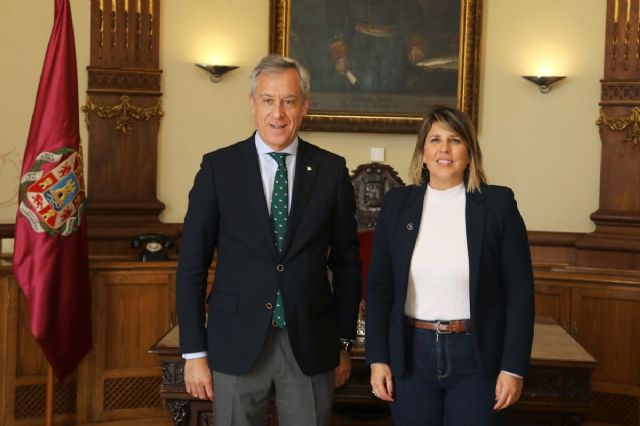 Eurocaja Rural traslada al Ayuntamiento su compromiso con Cartagena