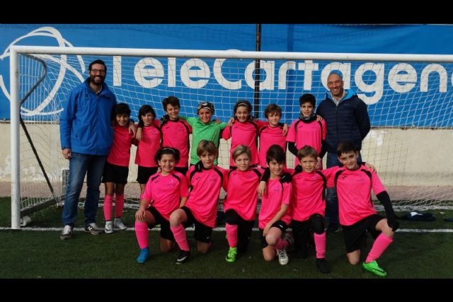 Primeras eliminatorias en la liga comarcal de fútbol base