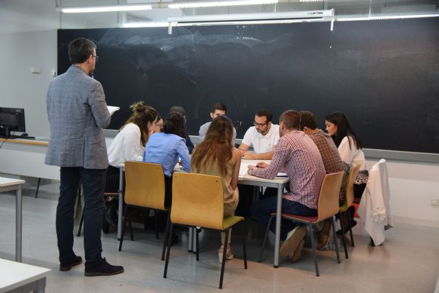 Navantia busca ingenieros en la UPCT