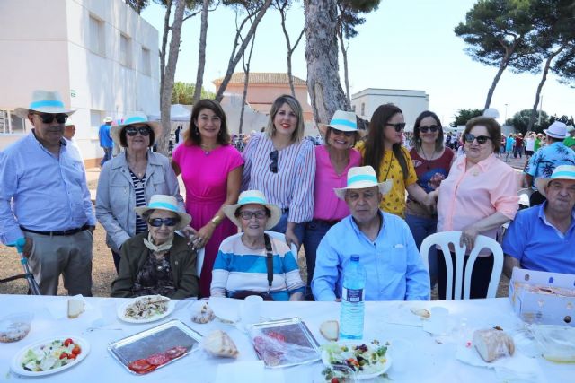 Cartagena refuerza su compromiso con la soledad no deseada de las personas mayores ampliando un convenio con el Colegio de Farmacéuticos