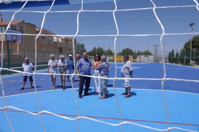 La pista deportiva de Vista Alegre se renueva por completo
