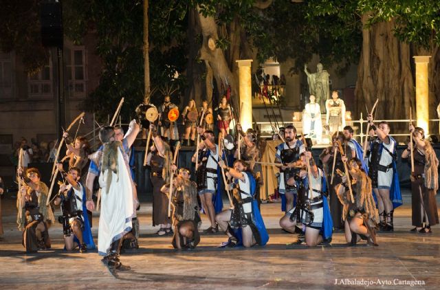 Cartagena Puerto de Culturas y Renfe promocionan Cartagineses y Romanos