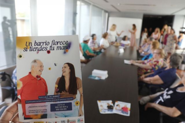 El Ayuntamiento amplía la Escuela de Verano de 'Vecino de Barrio' para mayores y pone en marcha la del Casco Histórico