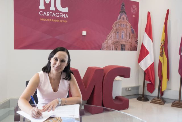 MC preguntará al Gobierno municipal si va a corregir el nuevo perjuicio económico ocasionado a la Junta de Cofradías por las sillas de Semana Santa