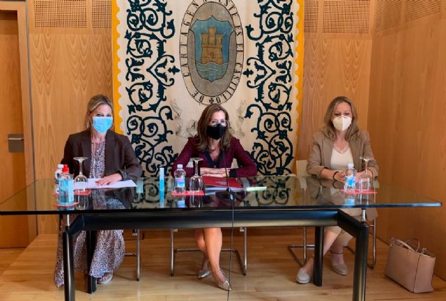 La Comunidad trabaja en mantener, reactivar e impulsar el comercio en Cartagena