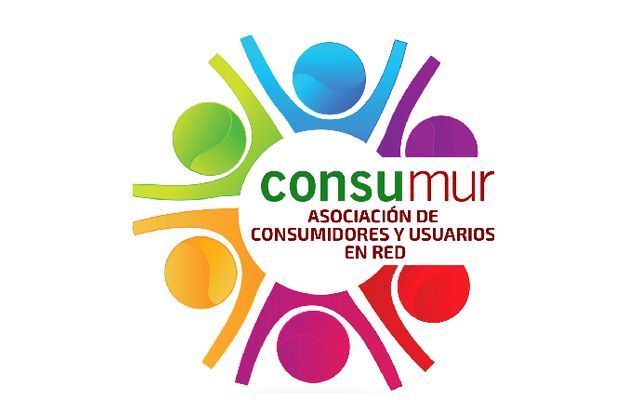 CONSUMUR se concentra en la Universidad Politécnica de Cartagena en protesta por la insuficiente política en materia de infraestructuras ferroviarias
