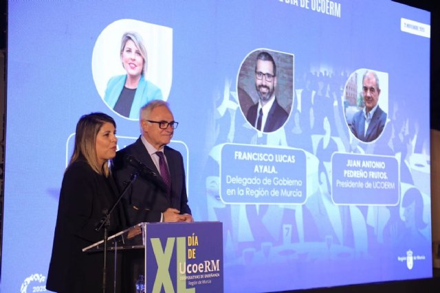 La alcaldesa destaca el impulso de Cartagena al cooperativismo en la inauguración del XL Día de UcoeRM