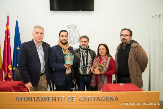 El colectivo ArtNostrum subastara las obras de la muestra Heryca, los viajes de Sirus por una causa solidaria