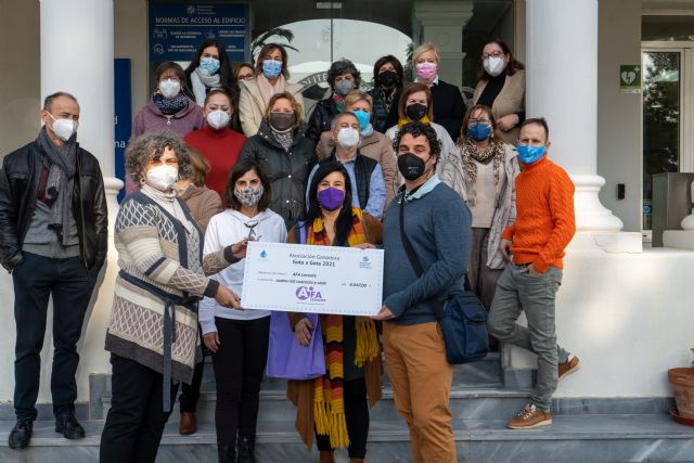 La comunidad universitaria destina 4.000 euros a AFA Levanterecaudados ´Gota a gota´