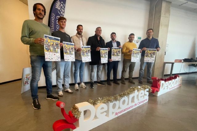 El torneo de Navidad Cartagena Efesé se disputa este sábado con una recogida solidaria de 600 juguetes