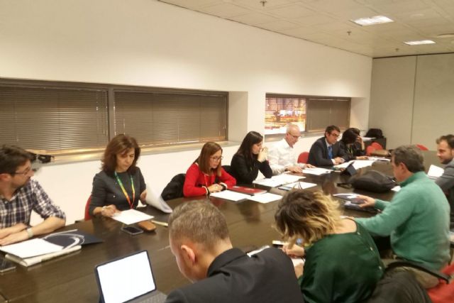 El Plan de Choque por el Empleo Joven pretende reducir la tasa de paro juvenil hasta el 23,5 %