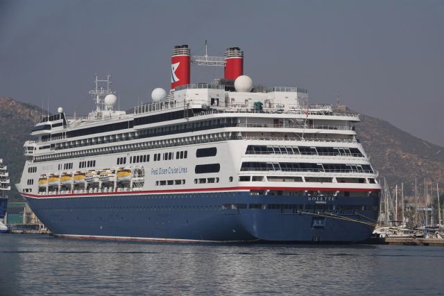 El crucero Bolette inaugura la temporada de cruceros en el Puerto de Cartagena con 800 pasajeros ingleses