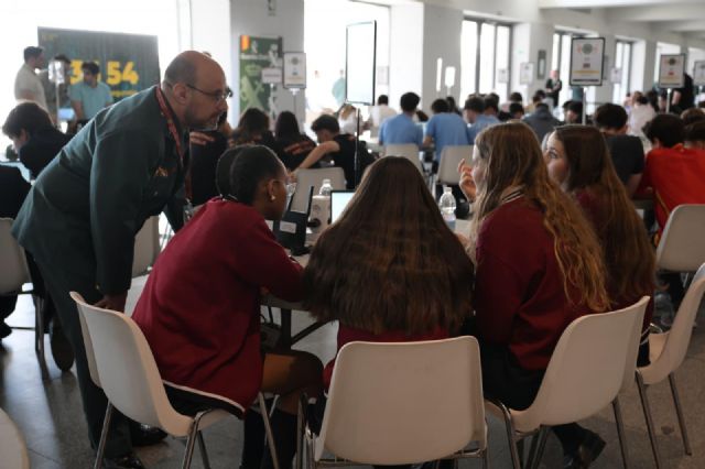 El colegio San Vicente de Paúl de Cartagena gana la VII Ciberliga pre-amateur de la Guardia Civil
