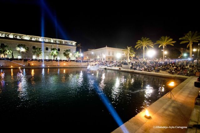 La Noche de los Museos abrió las puertas a una mágica y multitudinaria jornada de cultura, arte y espectáculos en Cartagena