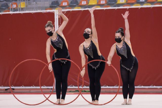 La Escuela Municipal de Gimnasia Rítmica Deportiva celebra la clausura de la temporada