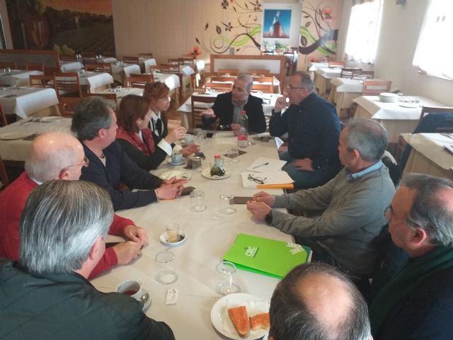 Los empresarios preparan movilizaciones y cortes de carreteras en Los Camachos