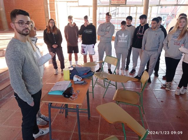 Los alumnos del IES Ben Arabi celebran su XII Semana Cultural: “El Movimiento”