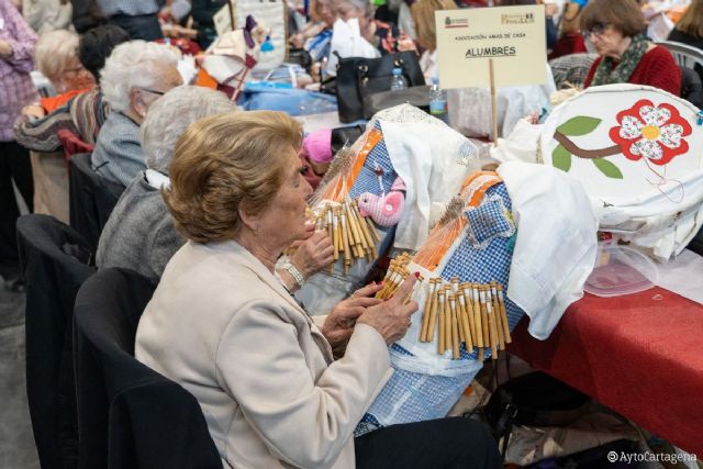 Un encuentro de Bolillo congrega a 150 mujeres en Perín este domingo